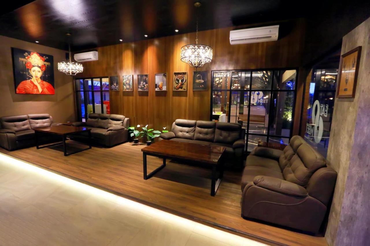 New Surya Hotel Banyuwangi  Exterior photo